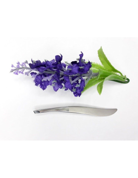 Pensetă G77N – vârf oblic pentru definire perfectă a sprâncenelor