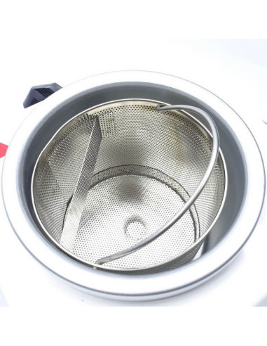 sita din otel in cuva de la Decantor Ceara Epilat Profesional 1kg