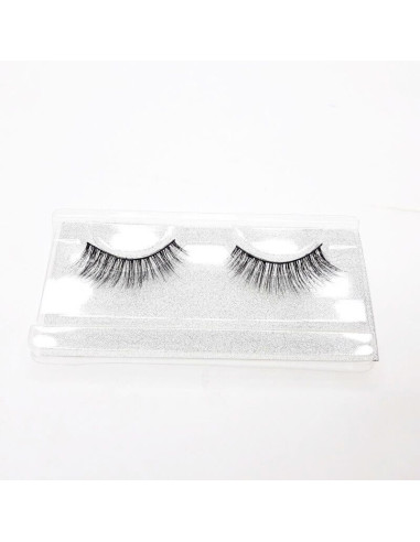 Gene false 6D din păr natural – definire spectaculoasă pentru priviri expresive